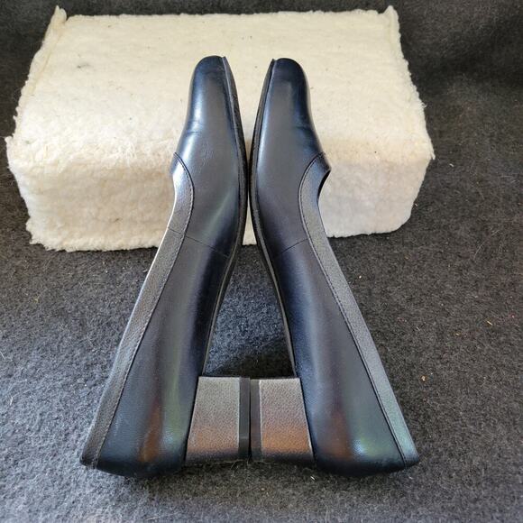 Womens Trotters Doris Navy SZ 8 New - Picture 4 of 10